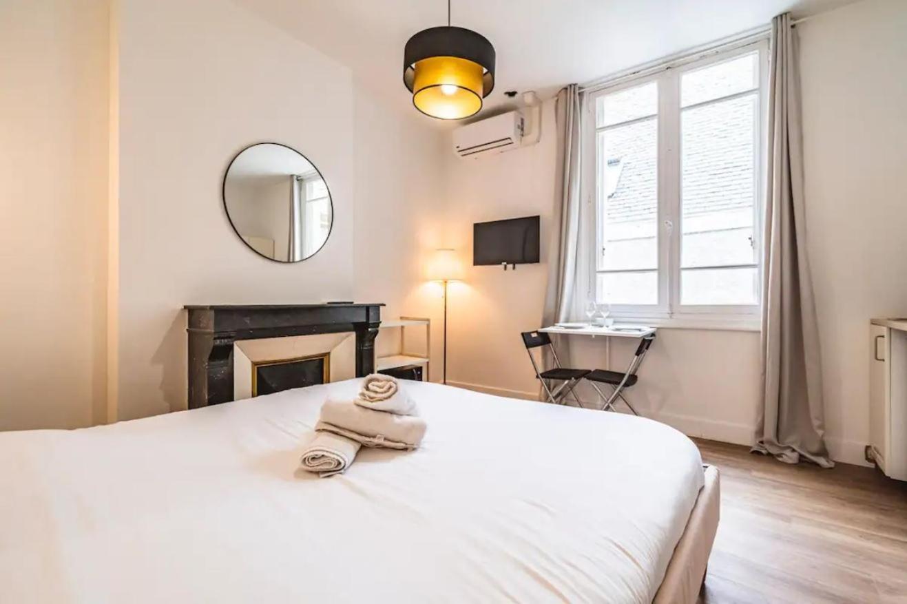 Pink, Appartement En Plein Coeur De 랭스 외부 사진